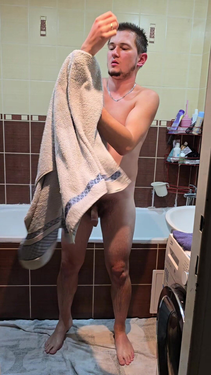Fap_man93: Sólo sprcha - Chlupatý muž si užívá teplou vodu