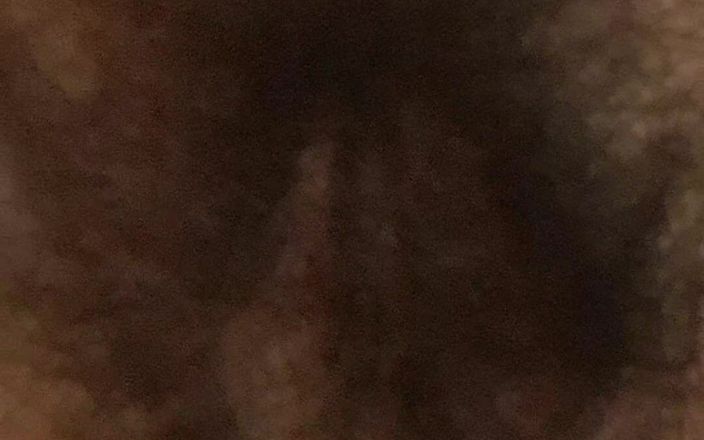 Mommy big hairy pussy: The Hairy Pussy of a Mature MILF