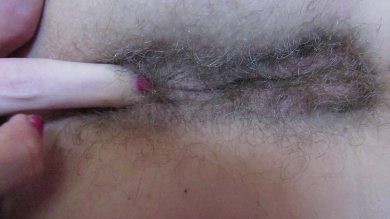 Cuteblonde666: Gros plan, trou du cul poilu, taquinage et doigtage
