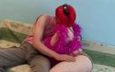 Gay 4 Pleasure: Chlapec s červenou parukou ošukaný zadek