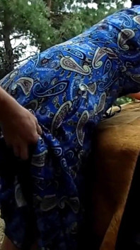 Tante seksi rusia dientot di hutan