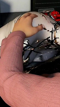 3 boyutlu iri güzel kadın seksi iç çamaşırlı sürtük büyük yarakla aldatıyor