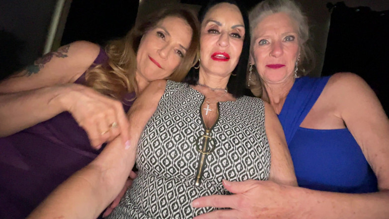 Melissa Johnson: Spice Gilfs