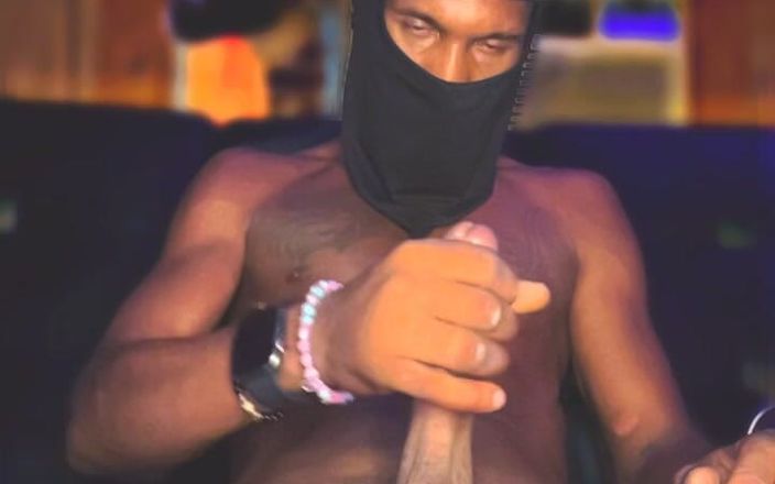 Iamjrboii45: Komm, reite es