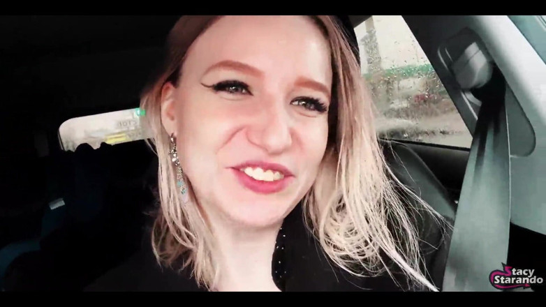 Stacy Starando: L'esperimento sociale è finito per la presentatrice con sborra nella figa