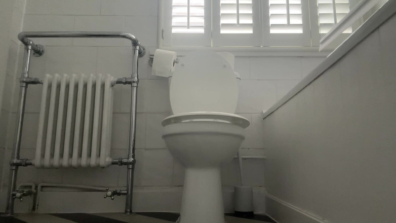 Miss Valentina: Kom klaar over mijn toilet