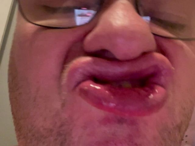 Tongue Play in Bath (Julian Sharp)