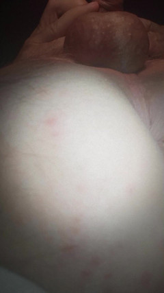 White Ukrainian Dick: A Beautiful Anus Reacts to a Handjob of a Dick!