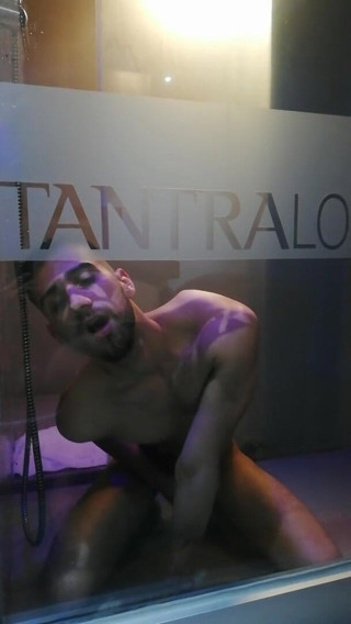 LuckyGuyLover: Putting on a show in a glass bath