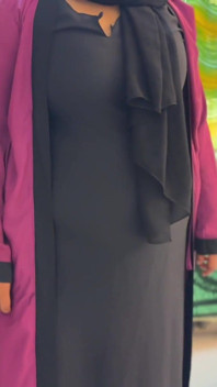 Krásný velký zadek a obrovská prsa arabská sexy tchyně!