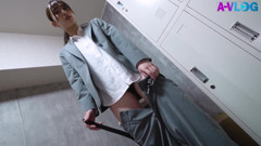 Strix: Rufen sie während der arbeit an, erotische nachrichten schleichen und...