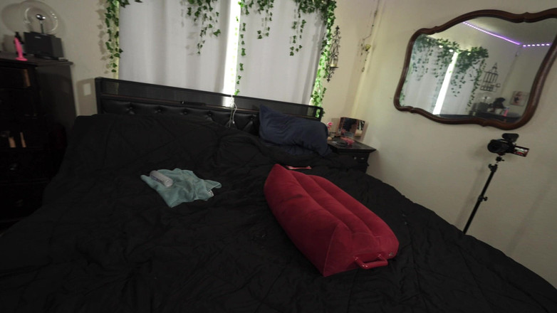 Naughty Talulah: Bg Strap on Fuck