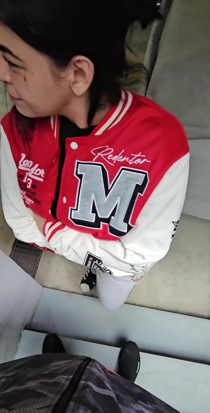 DiablaLatinaTour: Мій сусід качає моє молоко на стоянці