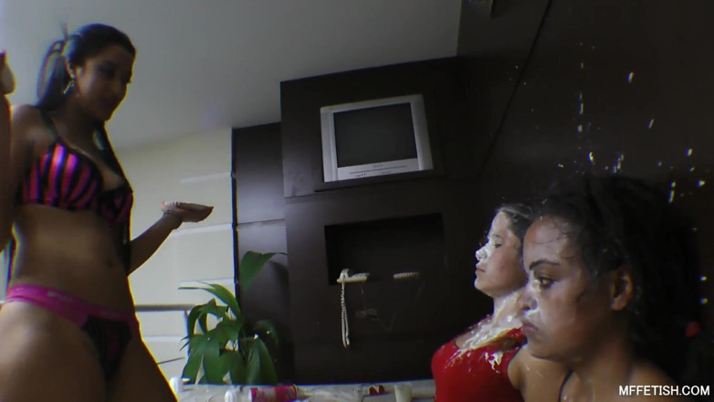 Sapphic Latinas: Certo ou errado