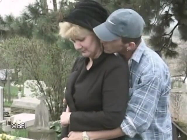 Nasty matures and dirty grannies club: Hairy pussy gets young dick