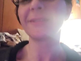 Raven Willow: Siz kokmuş gaz sevenler için 20 osuruk videosu, gel kokmuş götümü...