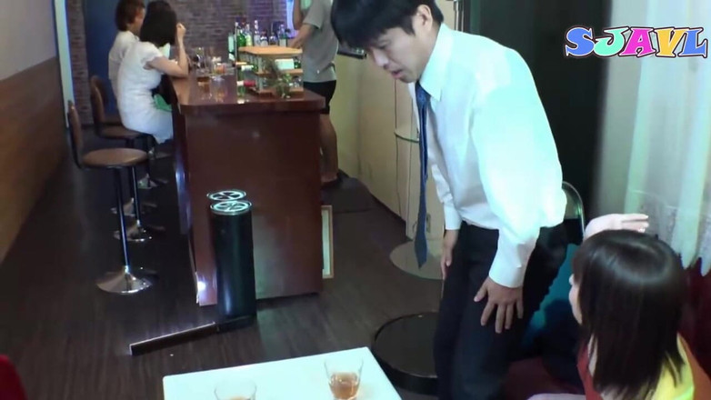 Studio JAV Launcher: Bir okul buluşmasından ilk aşkım- mekanda olan her şey. - D