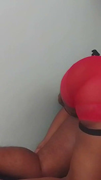 Gozando de anal, bom garoto!