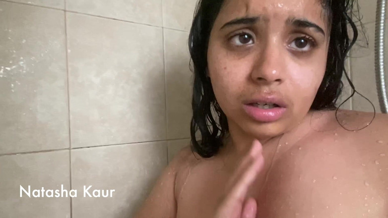 Natasha Kaur: POV: Сквиртую на тебя в душе