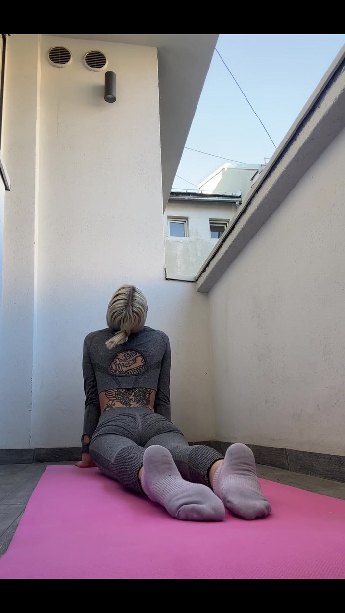 Rany Thompson: 配信を始める前に少しストレッチをしましょう