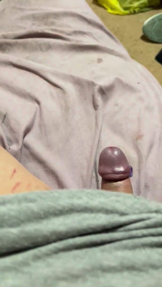 Mistress Tee XxXThC: XxXThC hands free sperma
