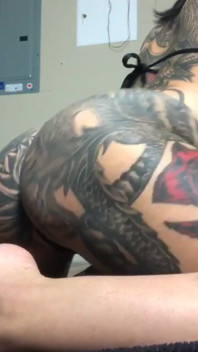 Twerking My Tatooed Ass