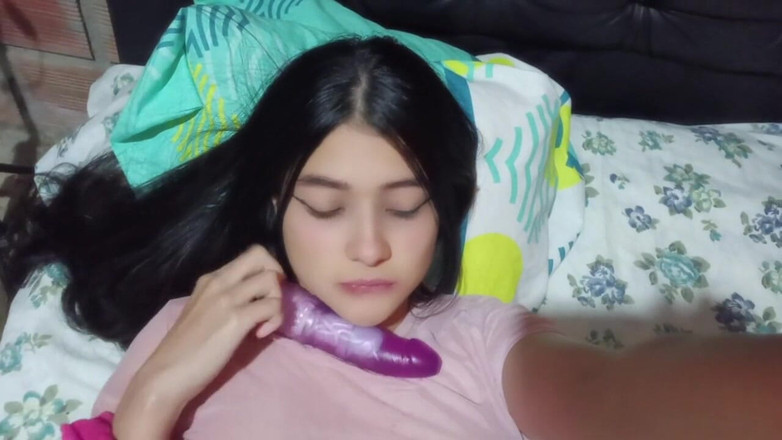 Yulieth Gomez: Ngentot sama gadis sange setelah pulang ke rumah