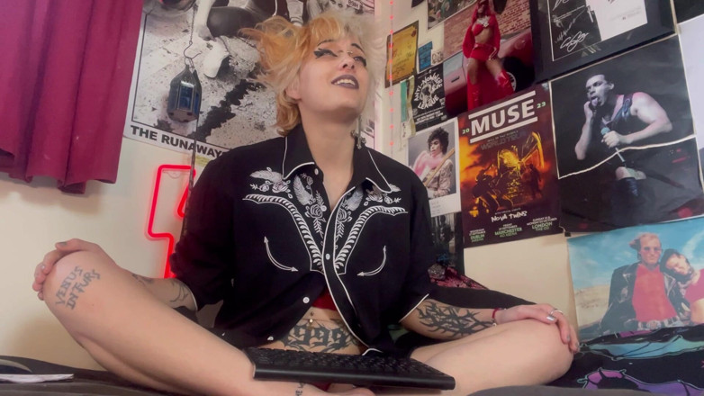 Glitterqueen1999: Enfermeira rescusita paciente