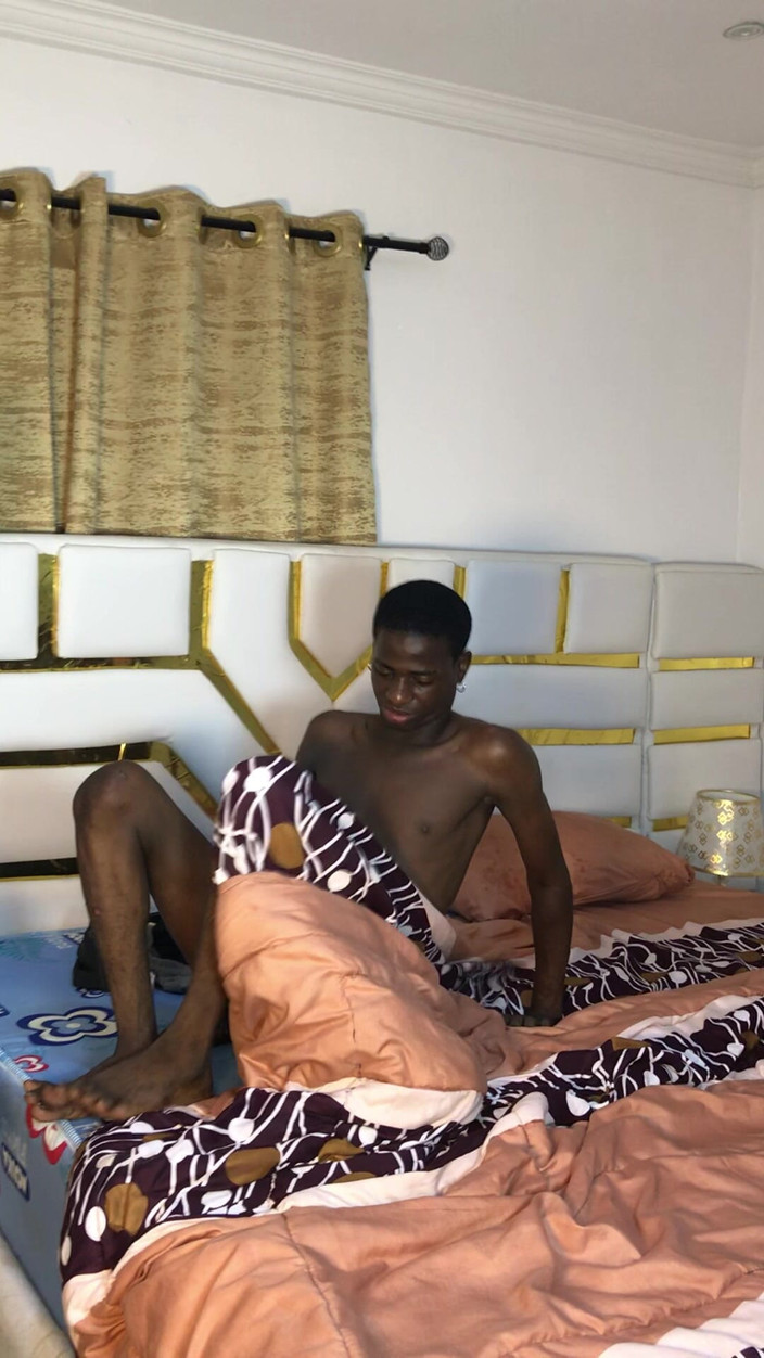 The bigboss: Il ragazzo di zucchero ama i procace