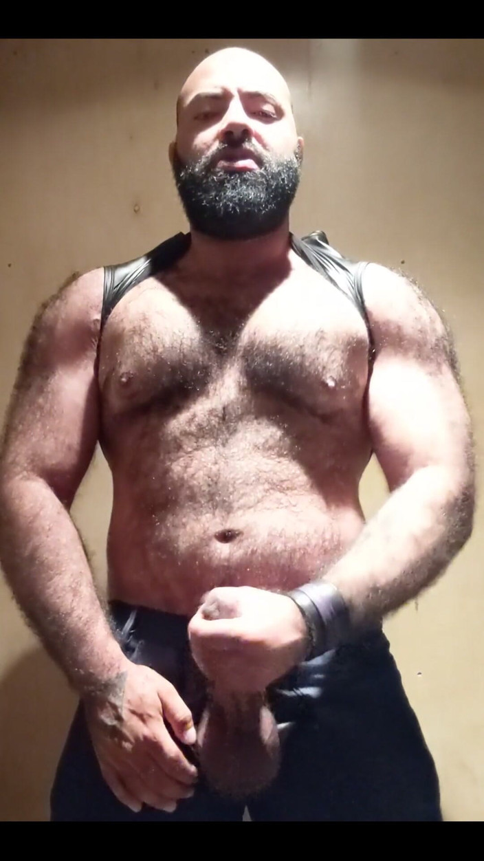 Lobo: Nice Cumshot