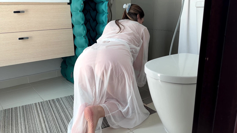 Alina Rai: Stepmom Cleans the Bathroom in Her Sheer Dress. Slowly