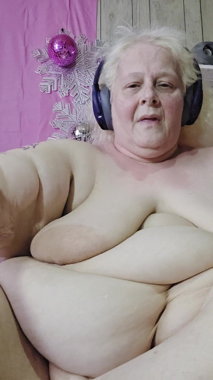 HerculesnVENUS: その精液を全部あげて、どうか私の中に自由にさせて