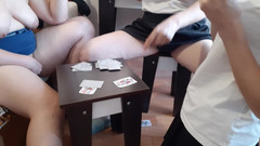 Lesbian-illusion: 집에서 만든 레즈 쓰리섬에서 카드 게임 종료