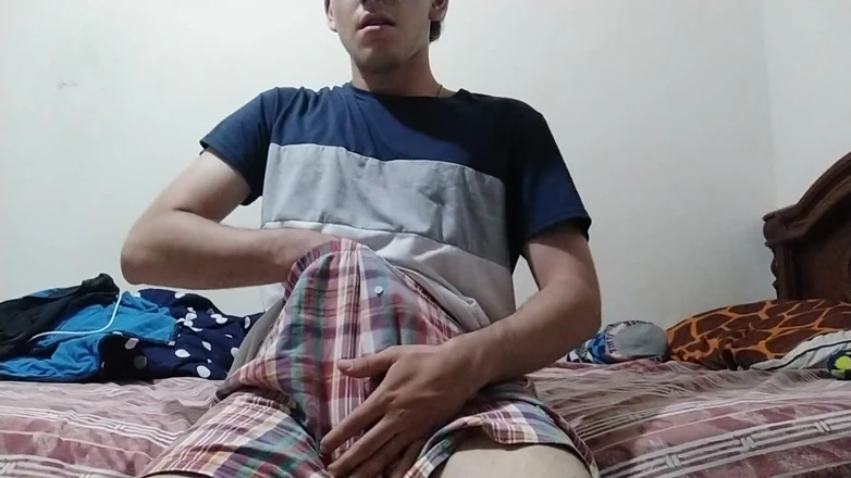 Leo J: Tocando a mim mesma e me masturbando