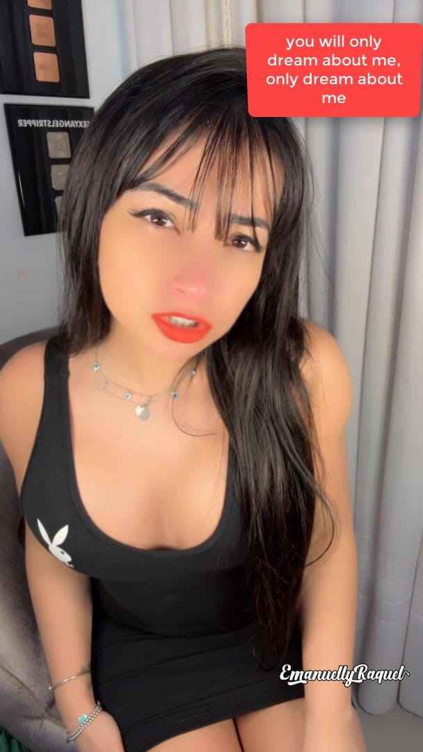 Emanuelly Raquel: बुत शुक्रवार छोटे मुर्गा अपमान