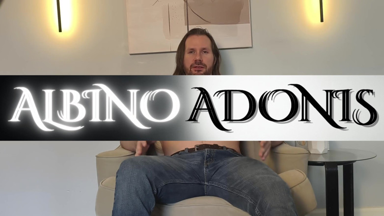 AlbinoAdonis: Penis mic controlat de Alpha Adonis