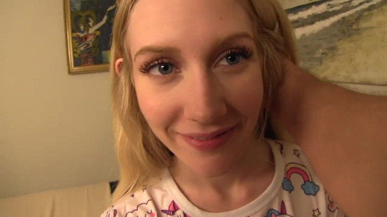 Eros Arts - Liberated Eye: Отчим купил мне симпатичный наряд Emma Starletto