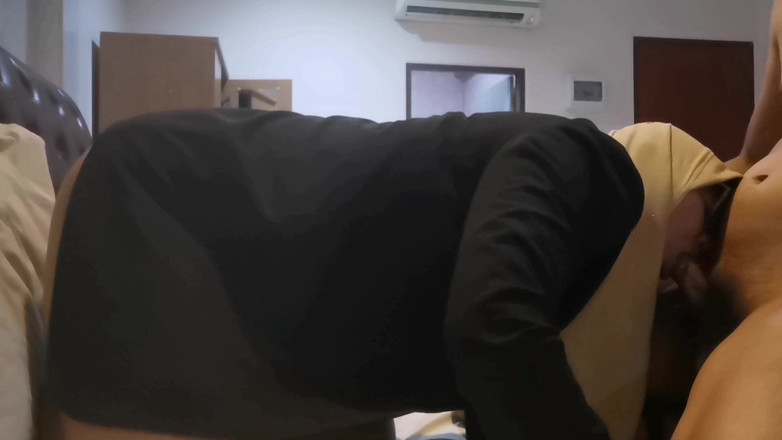 LAILA: Eu fui tomada pelo padrasto