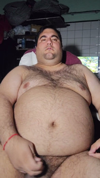 더 뚱뚱하고, 더 게으른 것