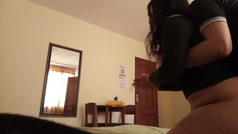 Moo DBOXXX: Моя подруга из деревни приехала в город как раз, чтобы я могла забеременеть, ей 18 лет и ее бойфренд растет