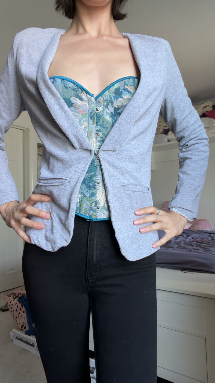 Ms_Emmy_Lynn: Sfw Corset Jeans Sexy Obchodní Oblečení