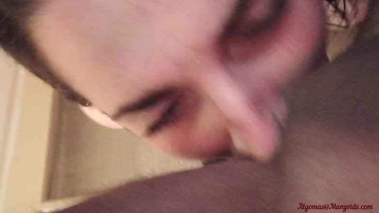 Glamour: Mulutku dientot habis-habisan sama kontol besar sampai memeknya menganga lebar