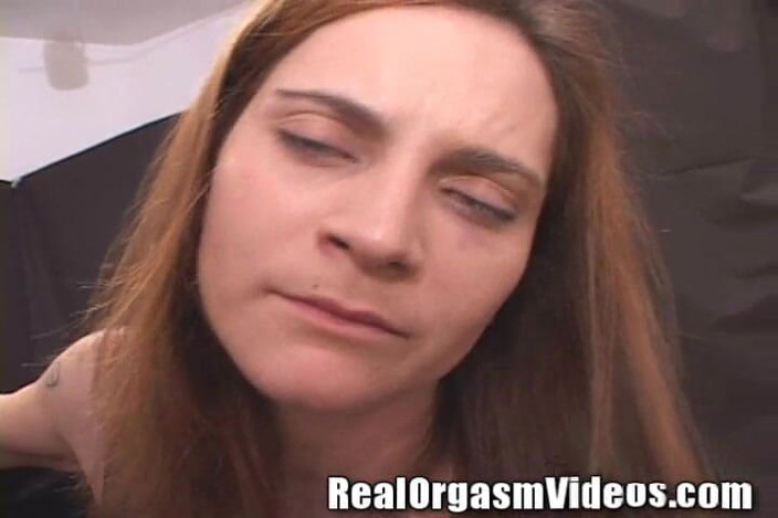 Sybian Orgasm Videos: Red Head Wife Orgasms on Sybian Monster Ride Pussy Wet...
