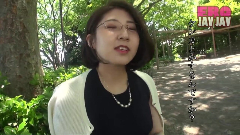 Eros-JavJav: Passion bilingue avec Miori Nikaido, femme dévouée. - 1