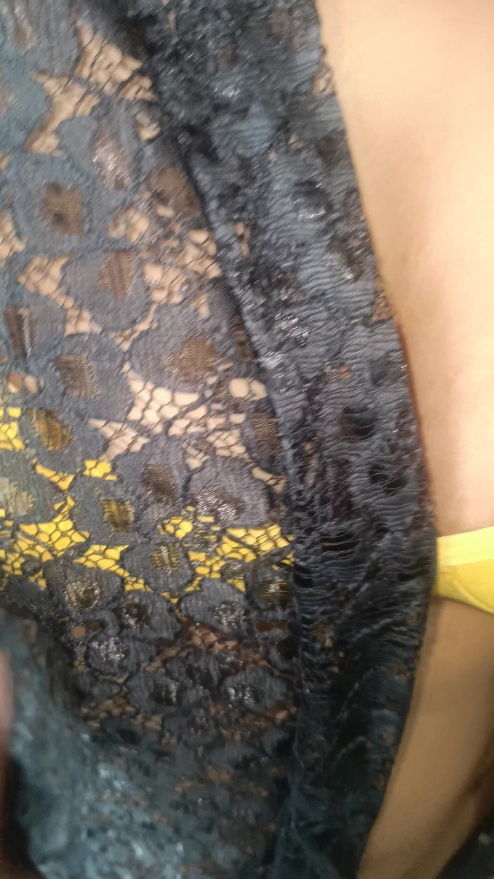 Inba: Zwarte kleur transparante jurk