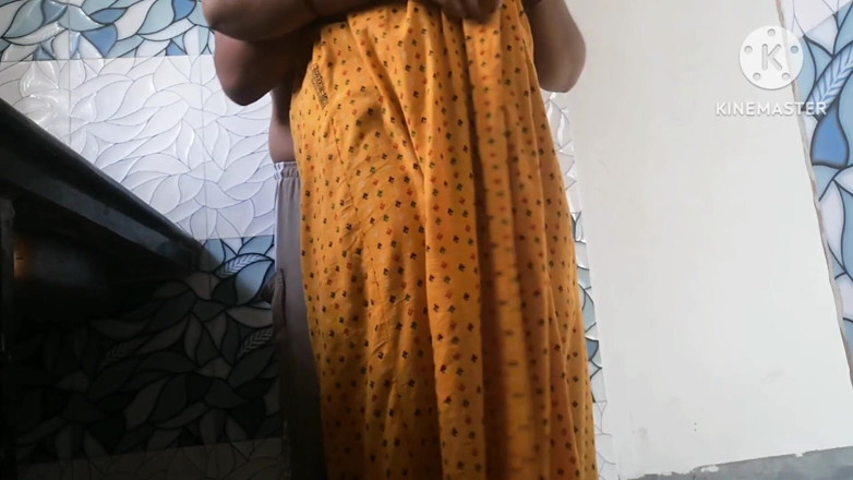 Latifah1234: Stepmom Kitchen Room Sex