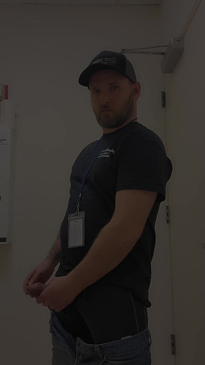 Defregret: Coli sambil kerja