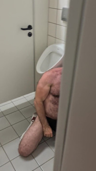 Bathroom Cruising