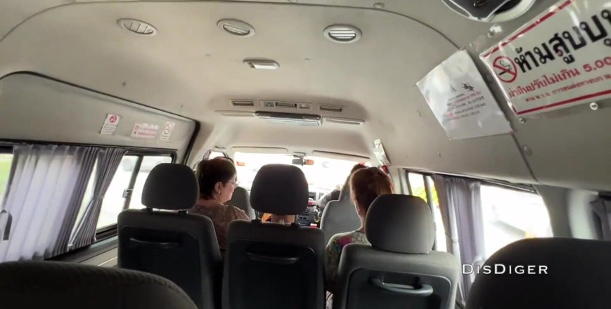 Dis Diger: Pipe risquée dans le bus. J’ai failli me faire prendre...