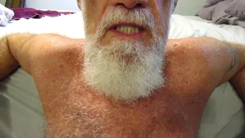 Mr hairy gardener: Du bist mein spielzeug